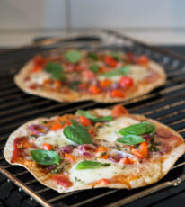 Tortilla pizza