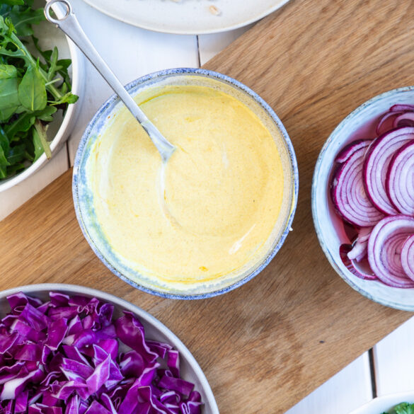 Karrydressing nem opskrift på dressing med karry Stinna