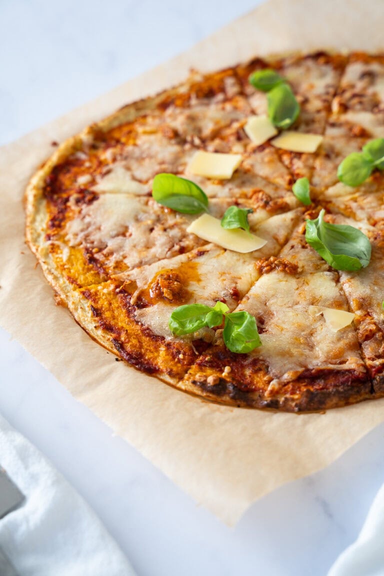 Pizza med grøntsagsbund