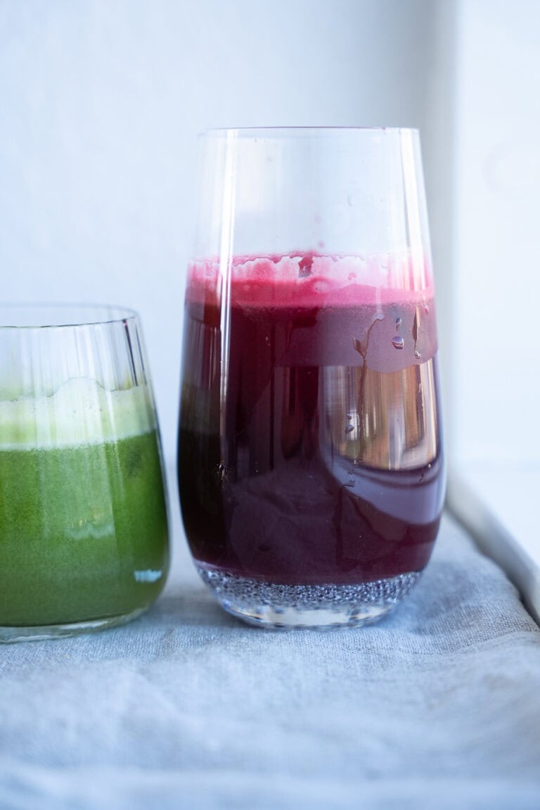 Juice med rødbede, æble og citron