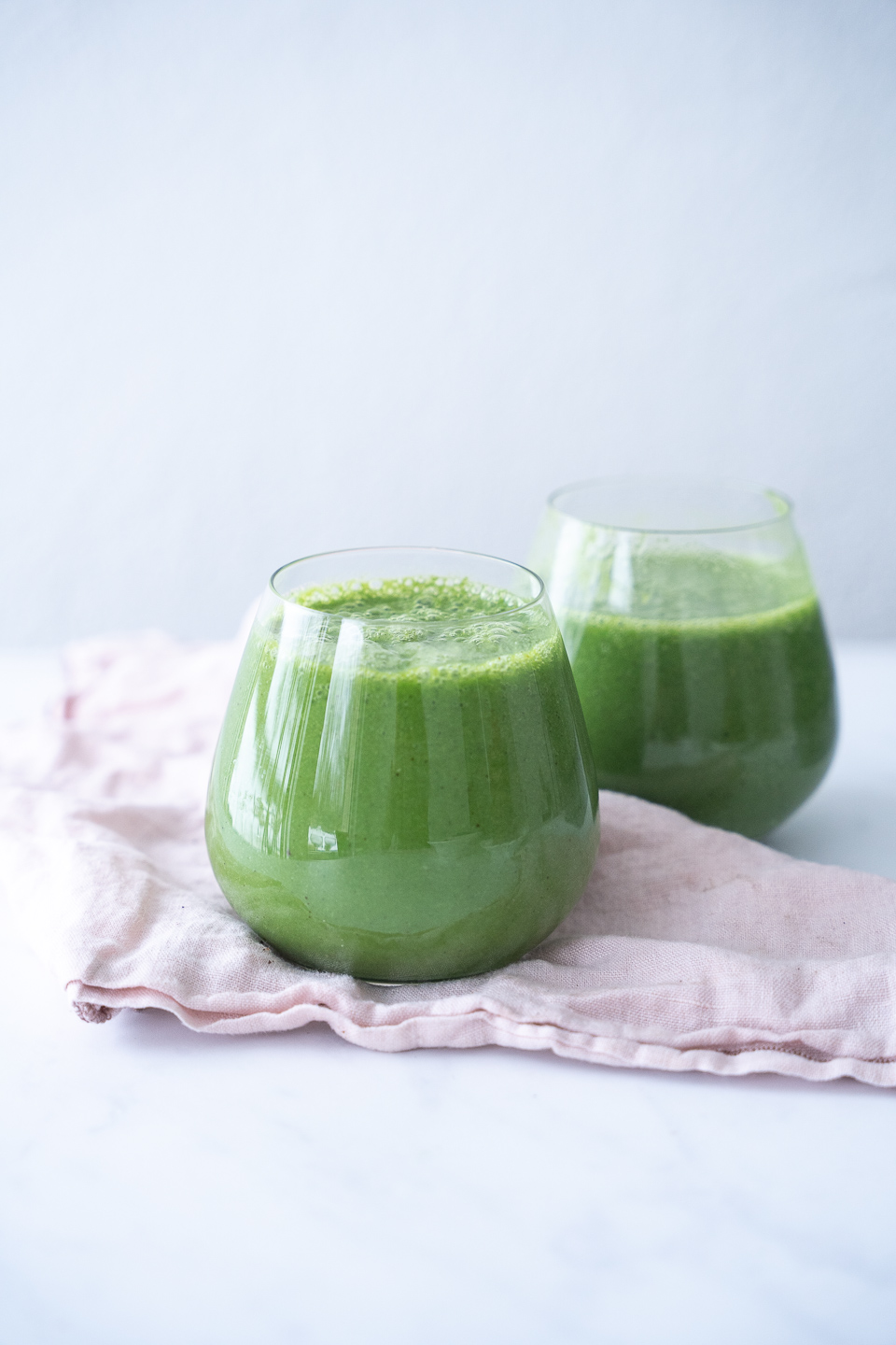 Smoothie med kiwi og mynte